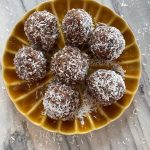 Easy Healthy Raw Cacao Date Balls Recipe