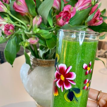 Kimberly Snyder's Glowing Green Smoothie