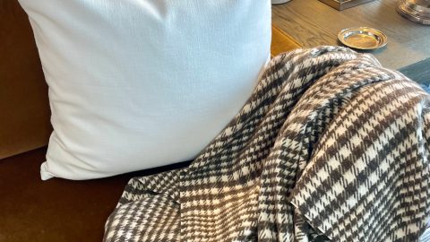 6 ways to cozy up your home for Fall