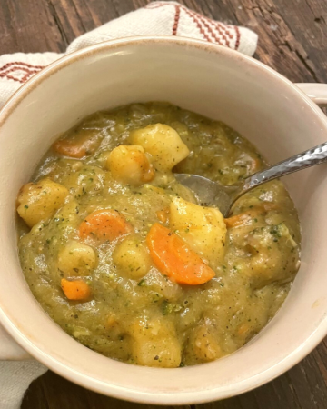 Easy Healthy Potato Broccoli Carrot Soup Recipe