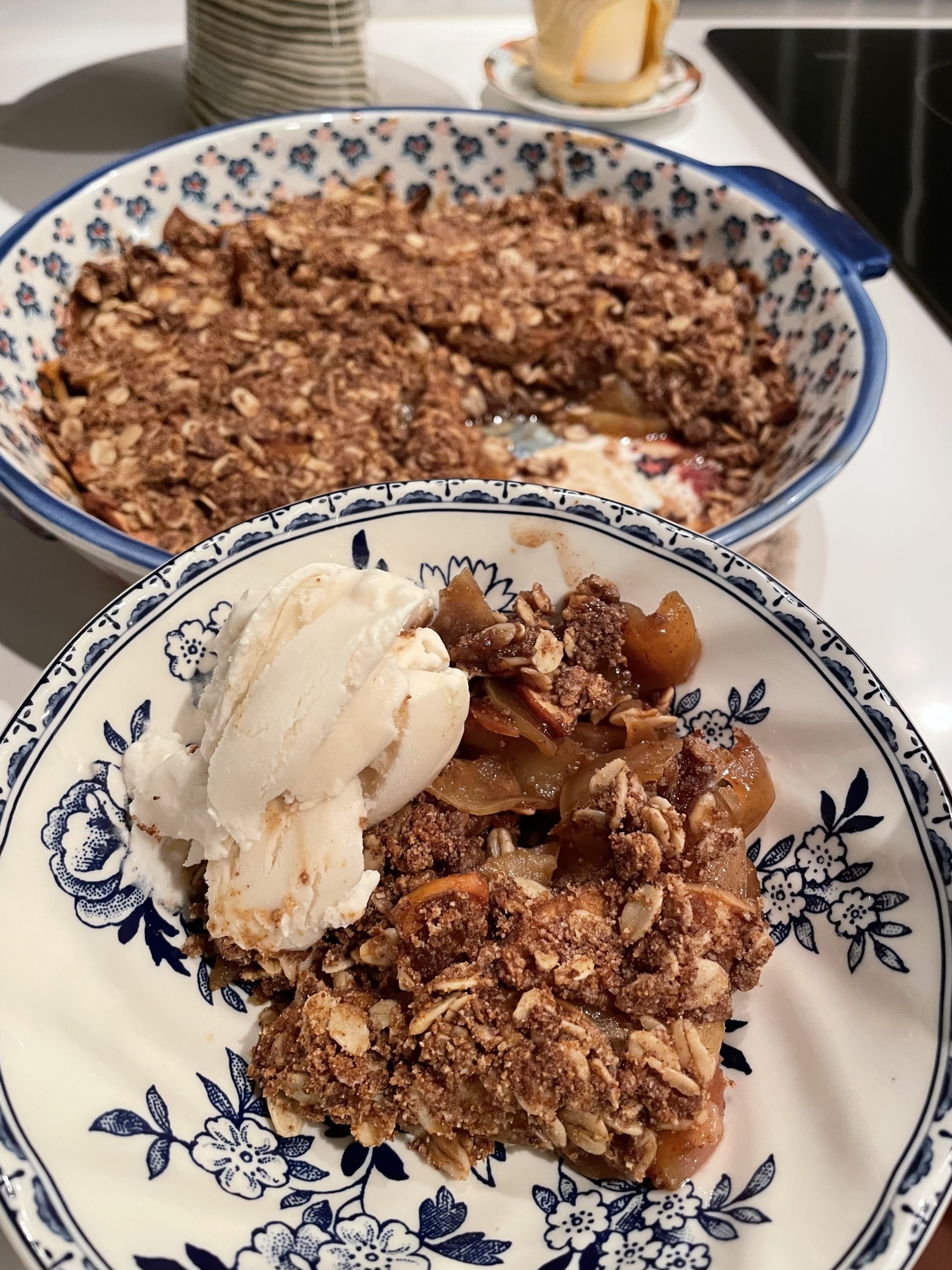Easy Vegan Apple Crisp Recipe - Healthy Fall Recipes